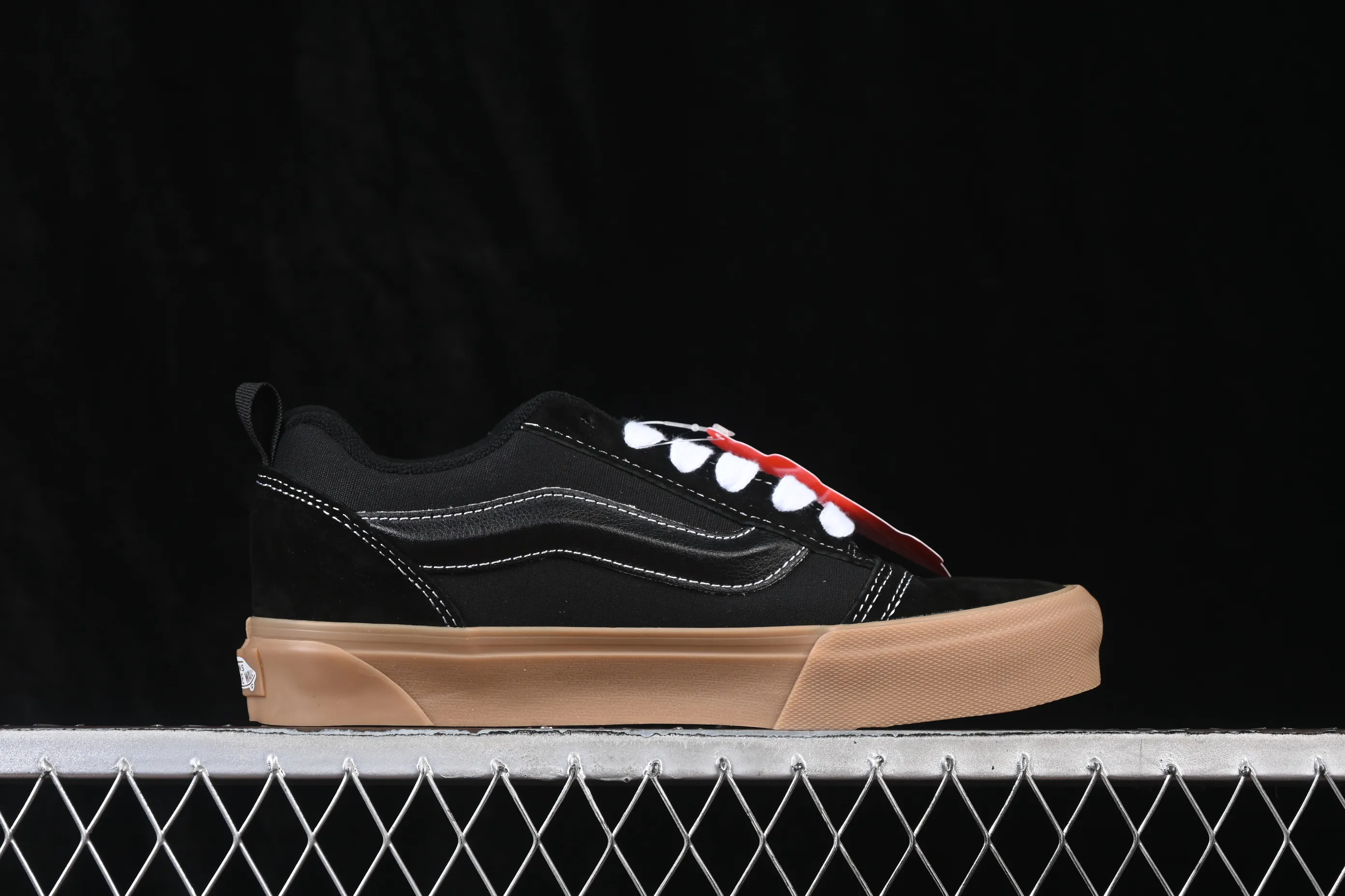 All categories Vans Vans series Vans Low Vans Knu Skool Vans low-top casual skateboard shoes VN0009D22CJI